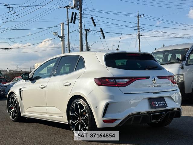 Renault MEGANE 2019-06 7808776-10
