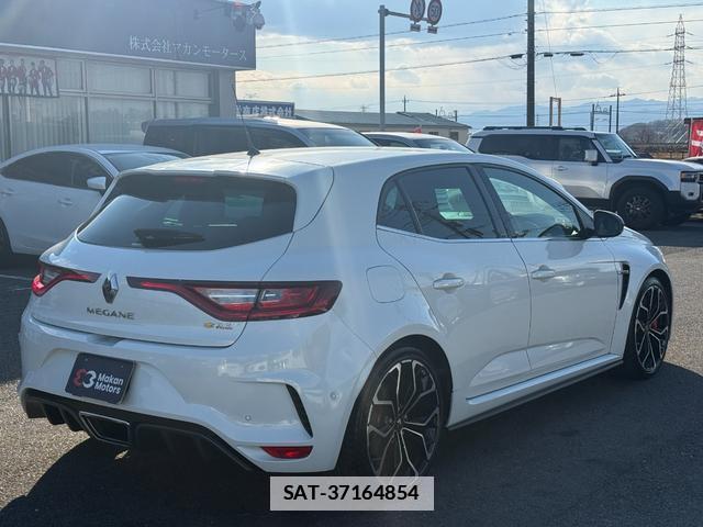 Renault MEGANE 2019-06 7808776-12