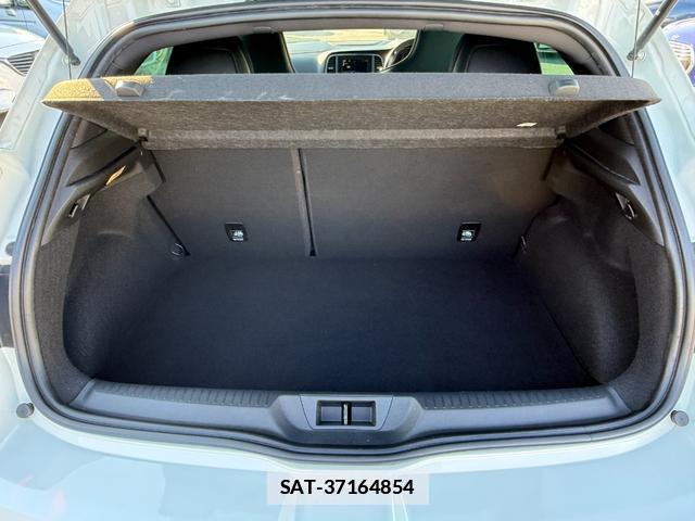 Renault MEGANE 2019-06 7808776-16