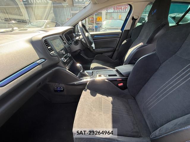 Renault MEGANE 2017-11 7808786-16