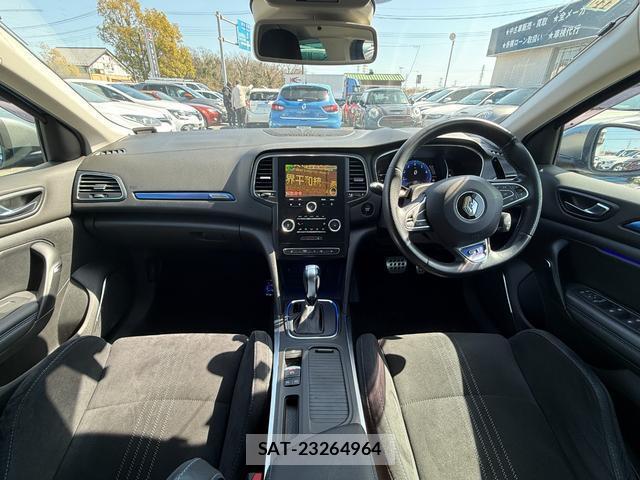 Renault MEGANE 2017-11 7808786-3