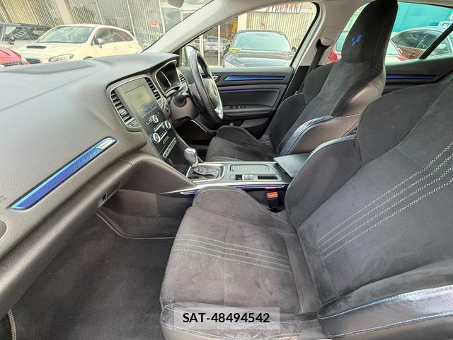 Renault MEGANE 2018-09 7808794-16