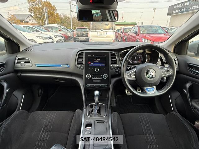 Renault MEGANE 2018-09 7808794-3