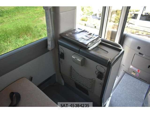 Hino MELPHA 2001-07 7796533-11