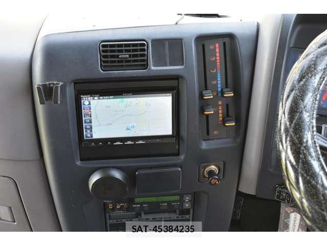 Hino MELPHA 2001-07 7796533-12