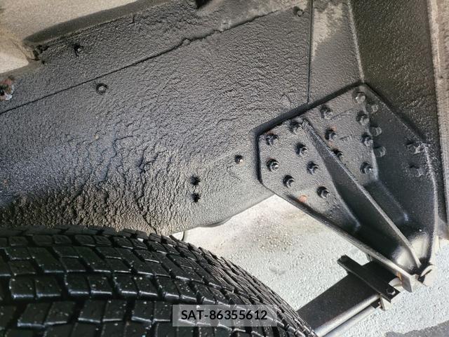 Hino MELPHA 2004-08 7796694-13