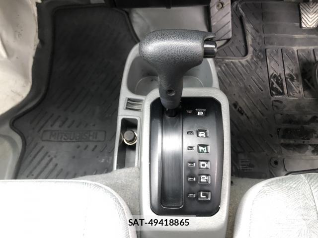 Mitsubishi MINICAB TRUCK 2005-02 7797326-15