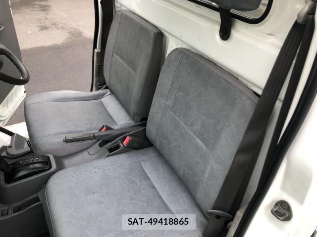 Mitsubishi MINICAB TRUCK 2005-02 7797326-5