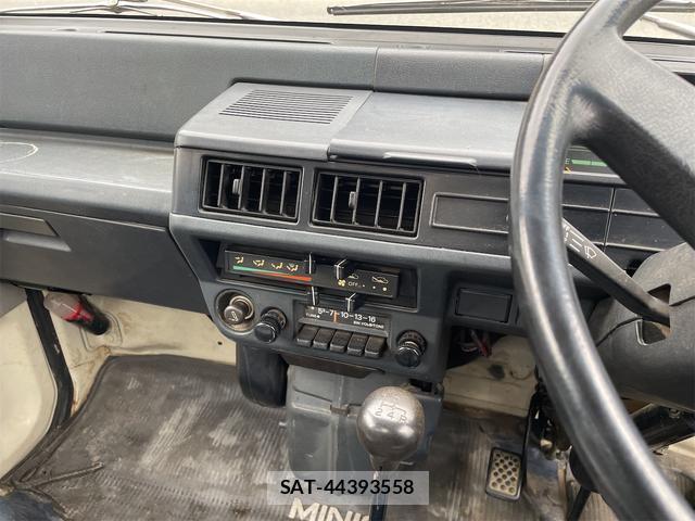 Mitsubishi MINICAB TRUCK 1988-05 7800658-9