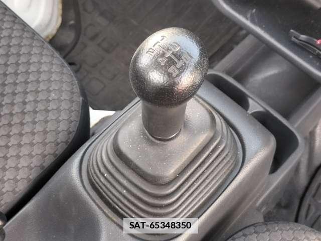 Mitsubishi MINICAB TRUCK 2015-08 7805375-5