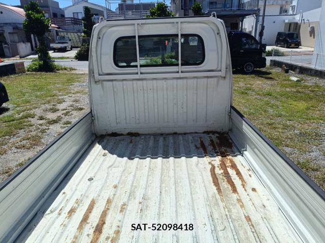 Mitsubishi MINICAB TRUCK 2002-01 7805909-12