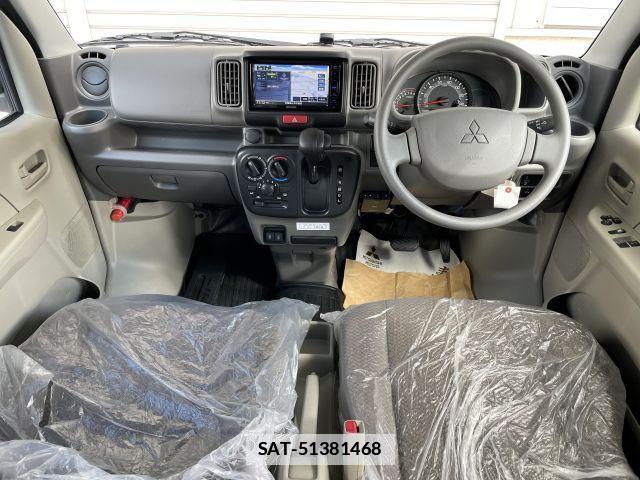 Mitsubishi MINICAB VAN 2024-03 7795289-2