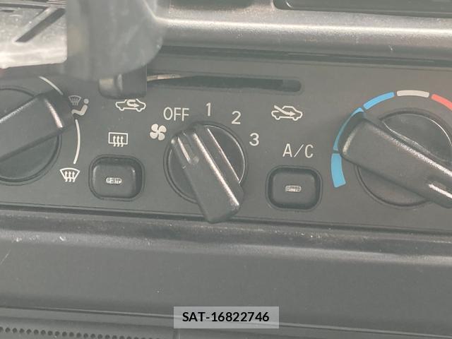 Mitsubishi MINICAB VAN 2009-12 7796717-13
