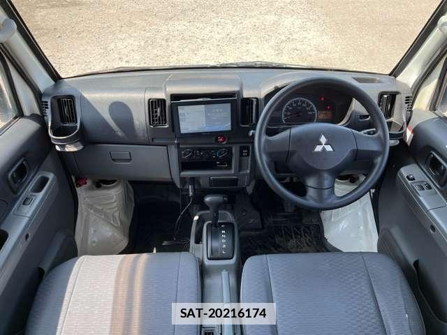 Mitsubishi MINICAB VAN 2013-02 7800933-2