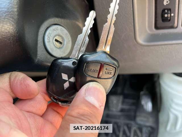 Mitsubishi MINICAB VAN 2013-02 7800933-4