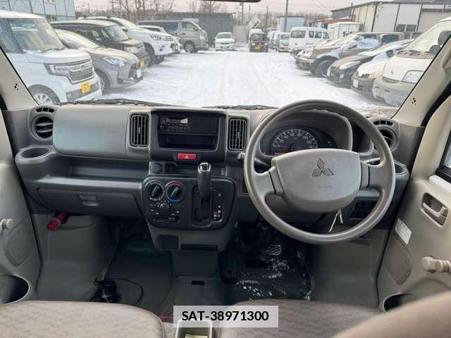 Mitsubishi MINICAB VAN 2015-09 7808260-2