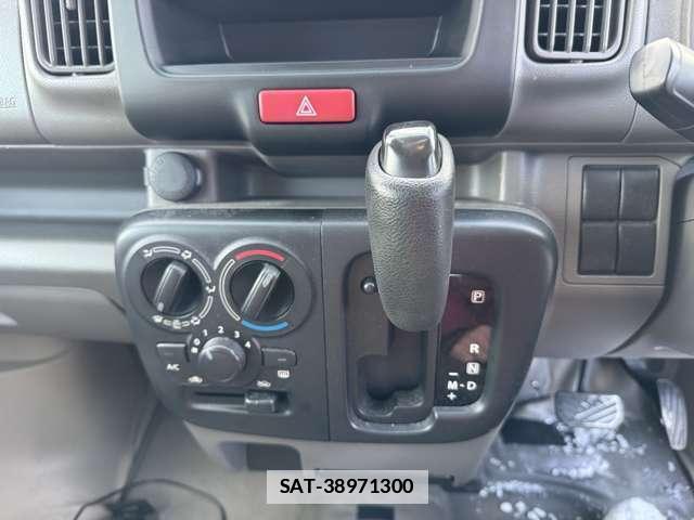 Mitsubishi MINICAB VAN 2015-09 7808260-6