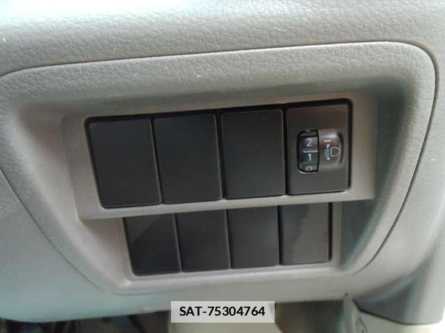 Mitsubishi MINICAB VAN 2020-04 7810132-18