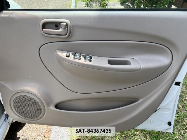Daihatsu MIRA 2005-11 7798313-17