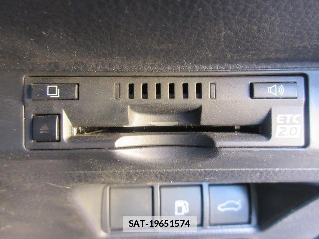 Toyota Mirai 2022-01 7802195-10