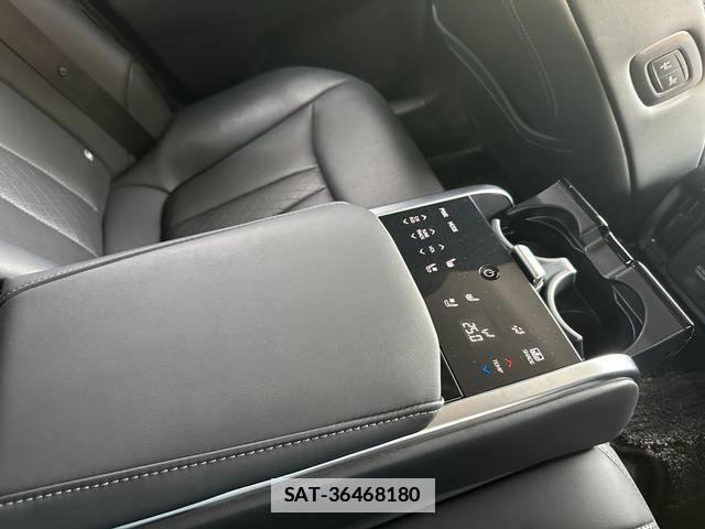 Toyota Mirai 2022-01 7802242-10