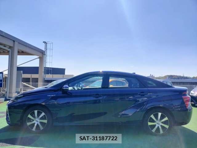 Toyota Mirai 2016-10 7805352-18