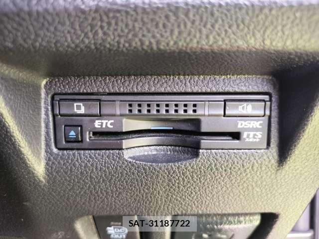 Toyota Mirai 2016-10 7805352-6