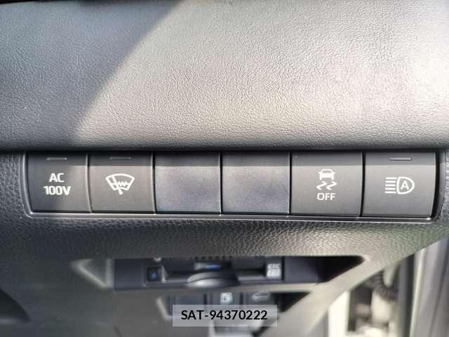 Toyota Mirai 2021-02 7805353-15