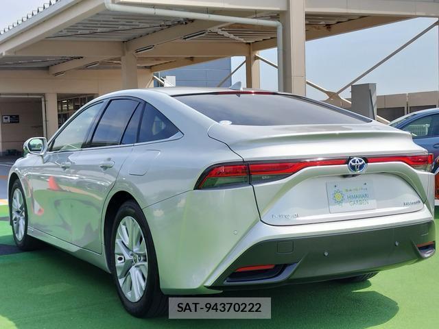 Toyota Mirai 2021-02 7805353-3
