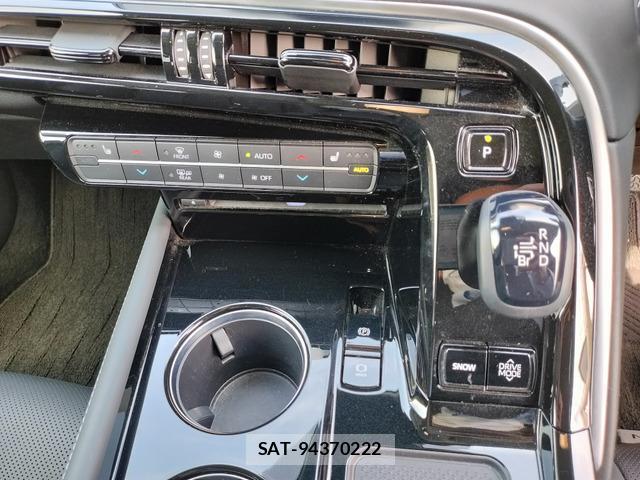 Toyota Mirai 2021-02 7805353-9