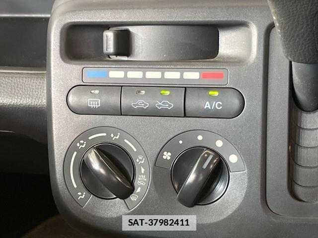 Nissan MOCO 2013-06 7802006-6