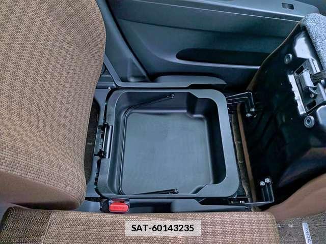 Nissan MOCO 2011-04 7803090-10