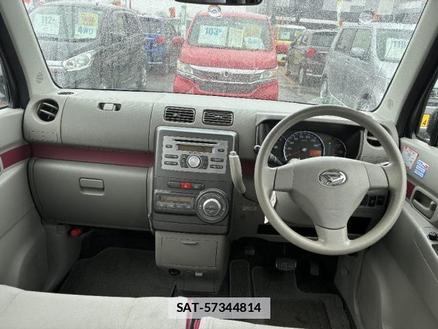 Daihatsu MOVE CONTE 2013-02 7801713-2