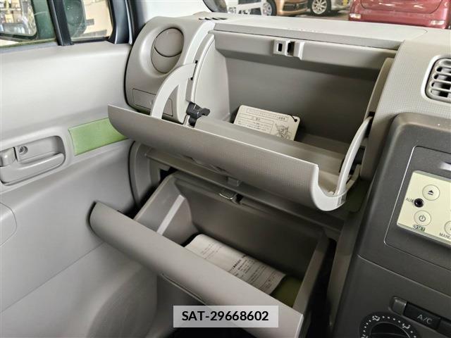 Daihatsu MOVE CONTE 2015-03 7802745-11