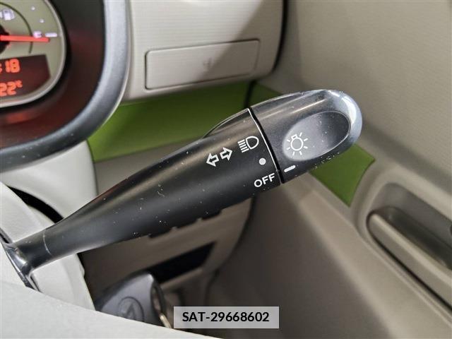 Daihatsu MOVE CONTE 2015-03 7802745-9