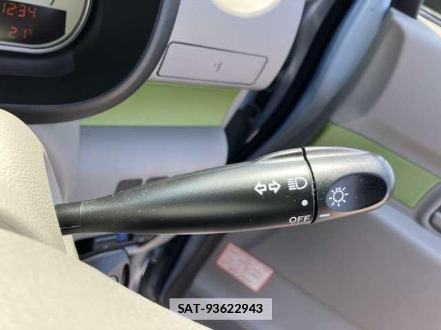 Daihatsu MOVE CONTE 2015-03 7806207-11