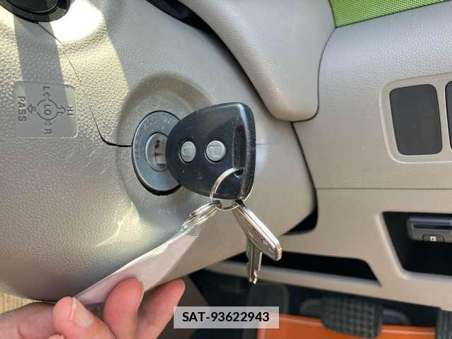 Daihatsu MOVE CONTE 2015-03 7806207-15