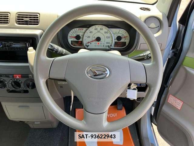 Daihatsu MOVE CONTE 2015-03 7806207-9
