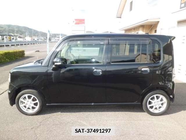 Daihatsu MOVE CONTE 2015-01 7809115-3
