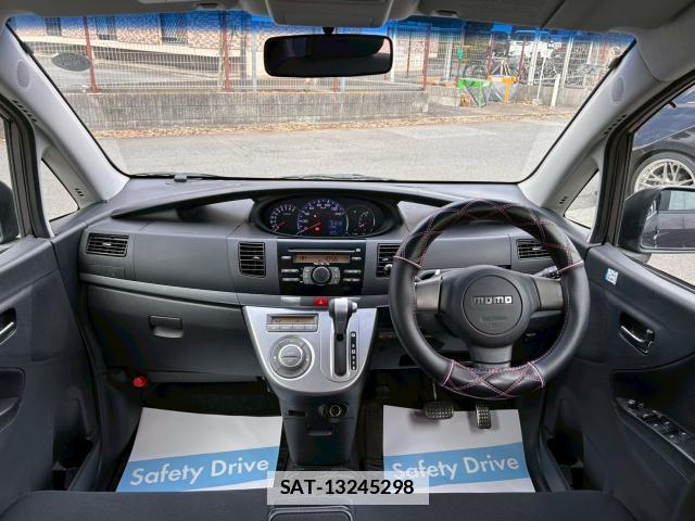 Daihatsu MOVE 2011-01 7802409-2
