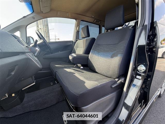 Daihatsu MOVE 2011-07 7804188-12