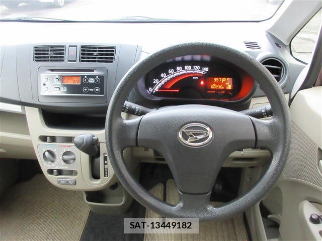 Daihatsu MOVE 2013-05 7804209-12