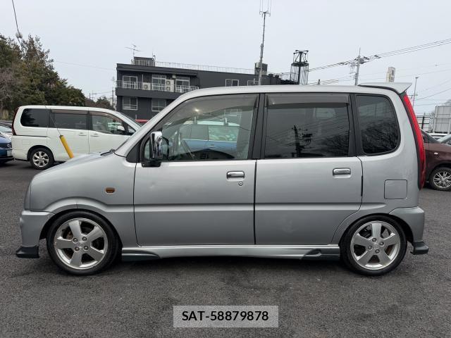 Daihatsu MOVE 2002-01 7808548-3