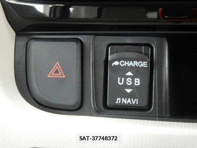 Daihatsu MOVE 2018-06 7810780-5