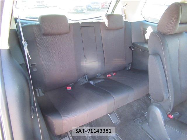 Mazda MPV 2012-03 7802678-16