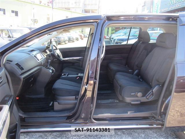 Mazda MPV 2012-03 7802678-17