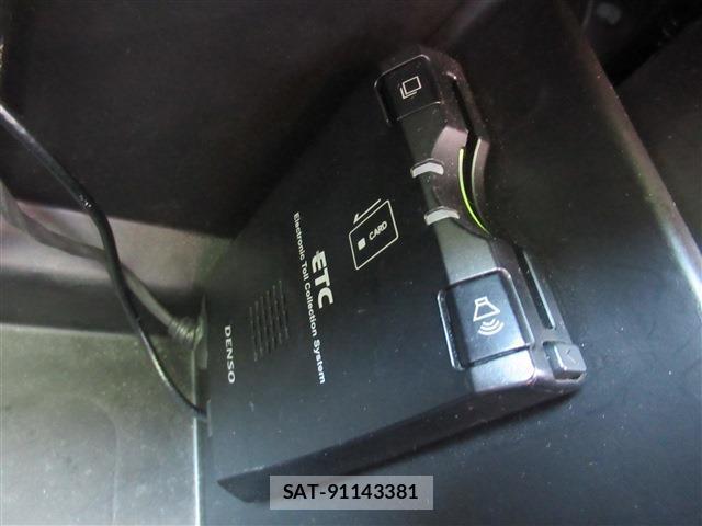 Mazda MPV 2012-03 7802678-7