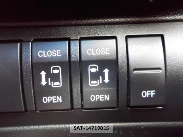 Mazda MPV 2013-03 7804374-5