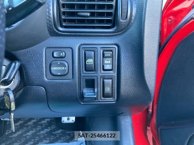 Toyota MR-S 2000-05 7797422-16
