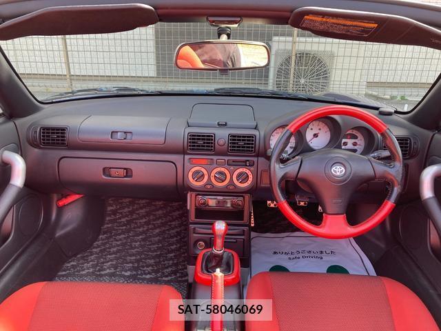 Toyota MR-S 2002-07 7797427-10